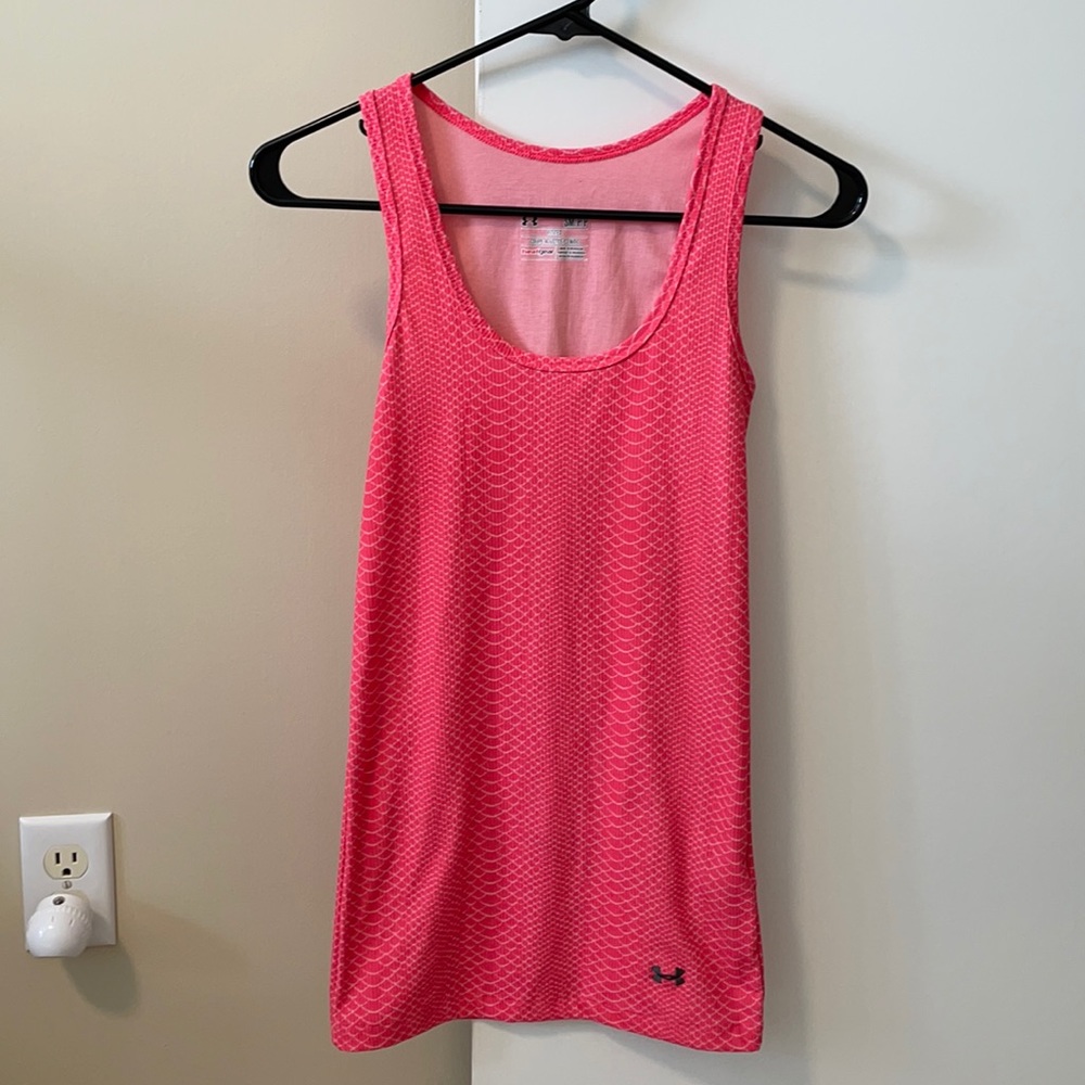 Women’s Under Armour Fitted Tank Top Size Small Like New